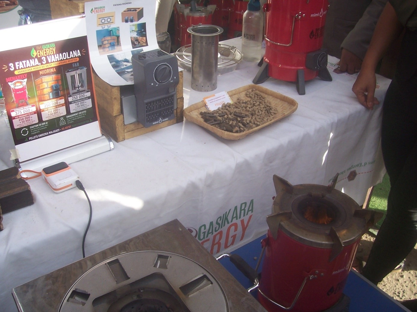 Biogasikara Energy et MCCI-Madagascar - cuisson propre