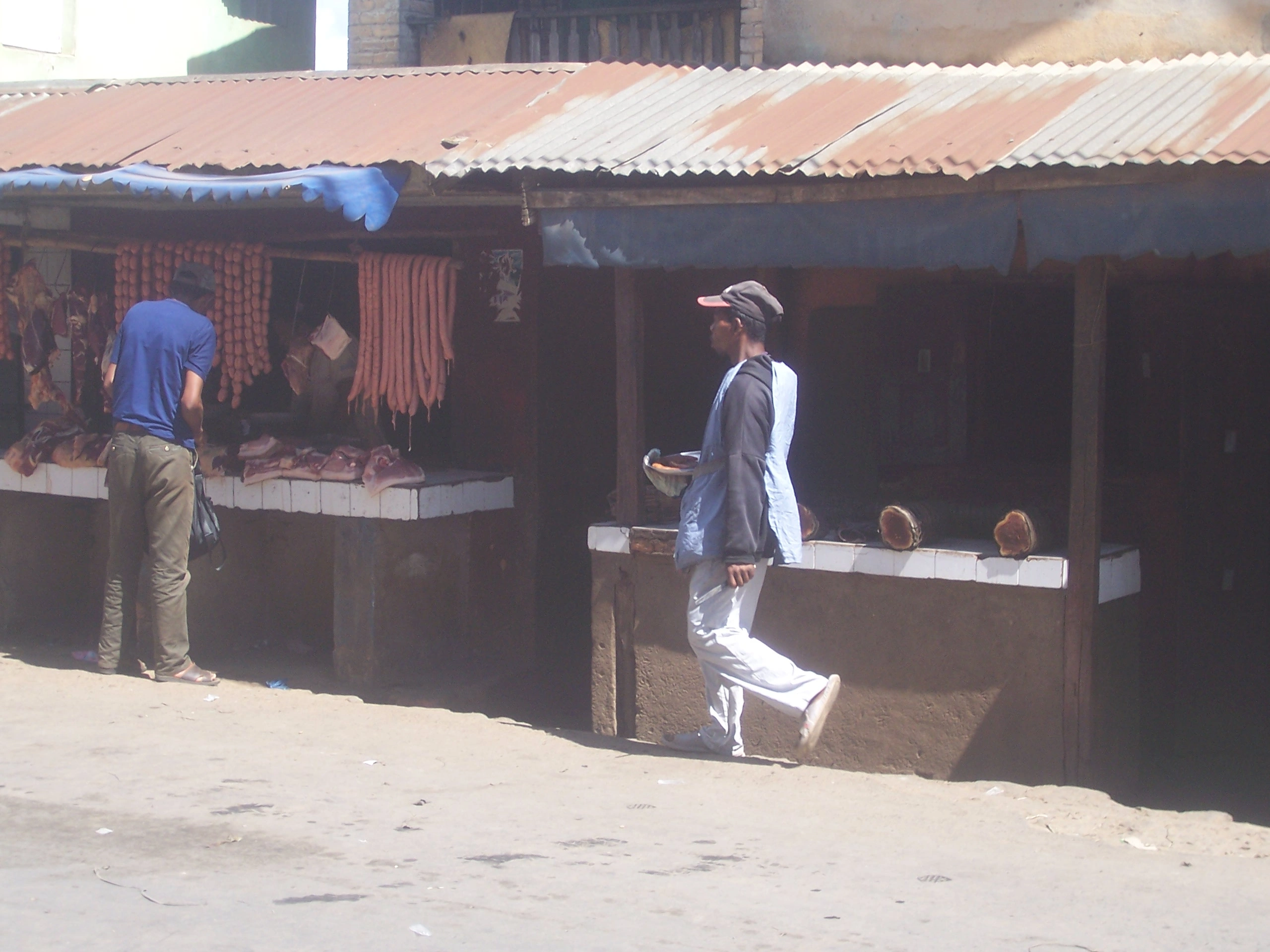 Koba sy saosisy Talata Volonondry