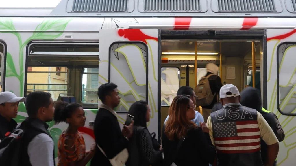 Train urbain Soarano-Ambohimanambola