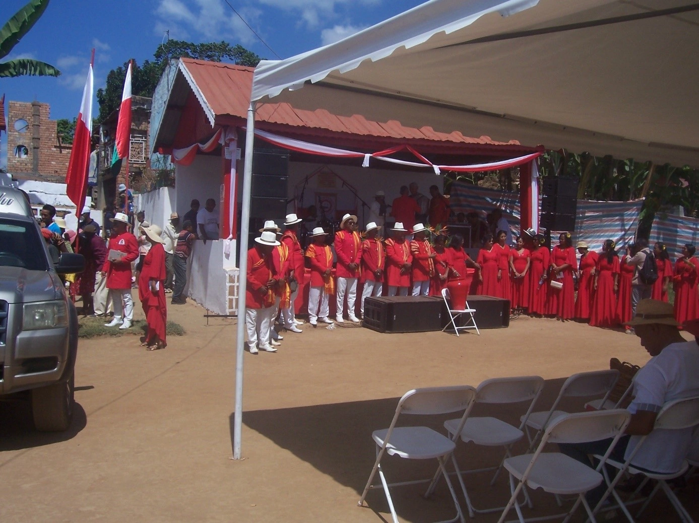 “Taombaovao malagasy” na Alahamadibe