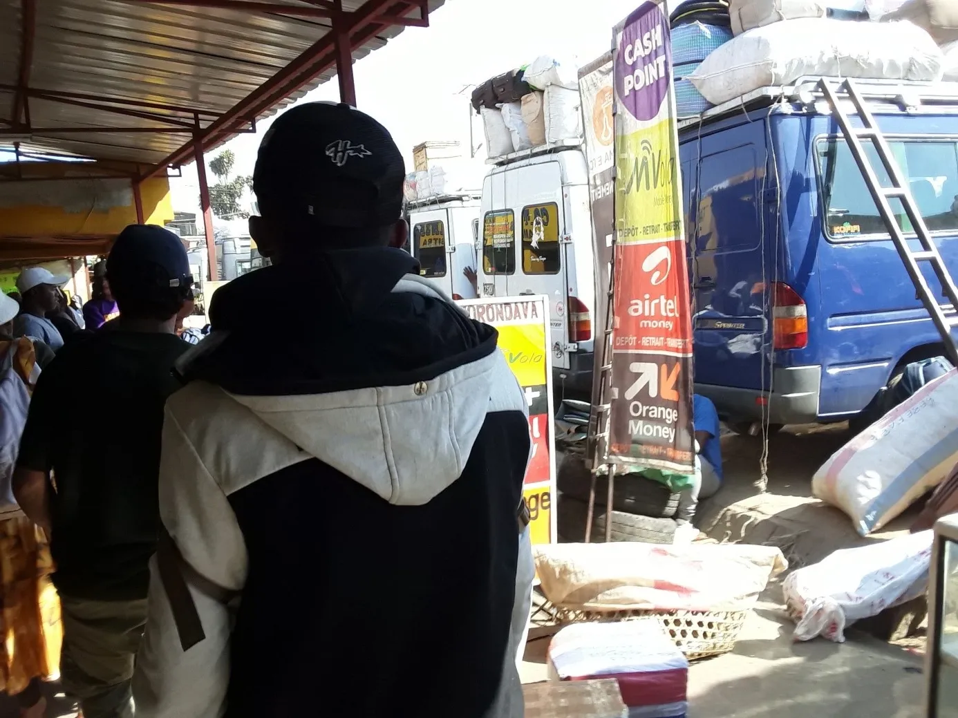 Affluence_voyageurs_gare_Fasankarana