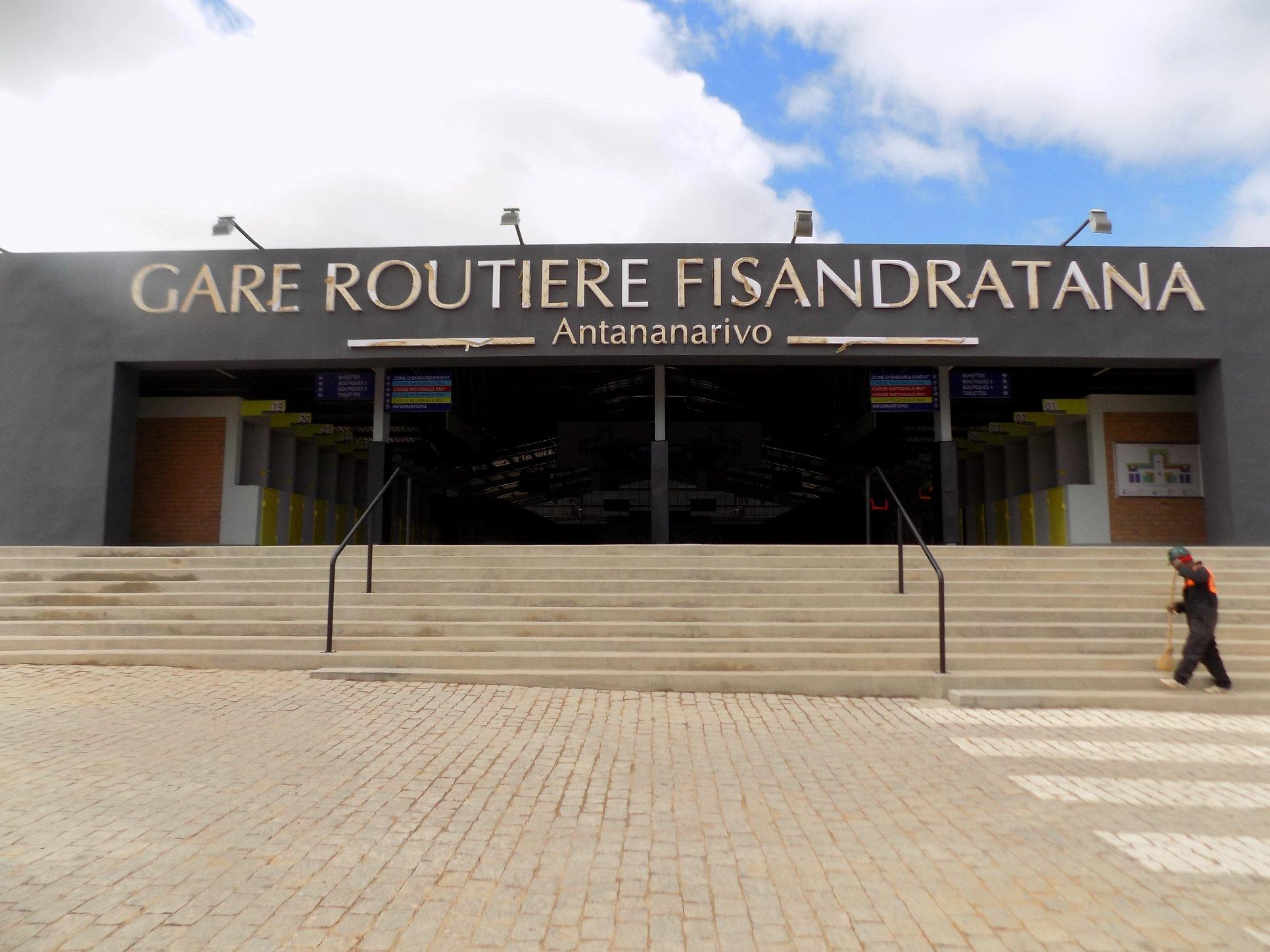 Gara Fisandratana – fotodrafitrasa vaovao